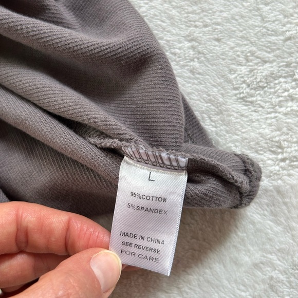 ribbed ruffle sleeve top - Picture 5 of 6